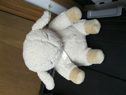 Cloud sleep sheep soothing - b,